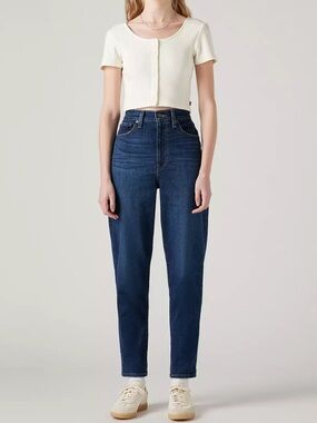 Levi’s High Waisted Mom Jeans Dark Wash Light Stretch Size 31